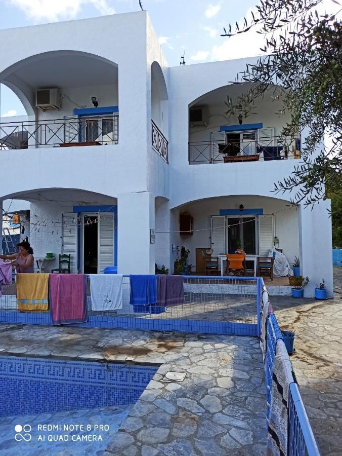 Giannis Apartments By Climbing House Panormos  Luaran gambar