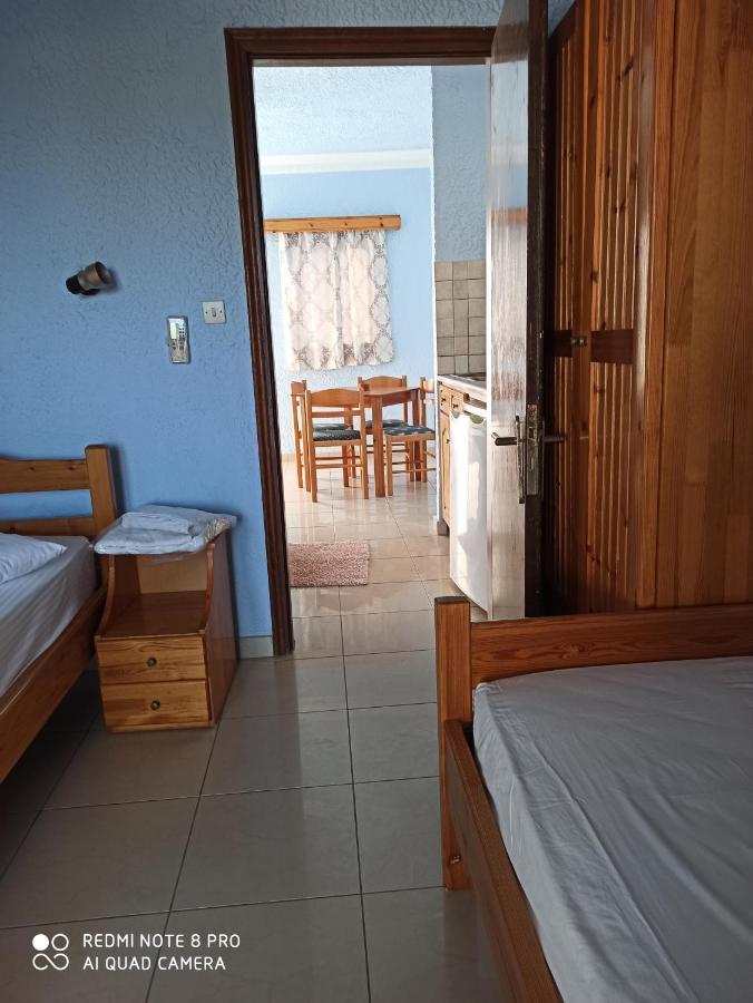 Giannis Apartments By Climbing House Panormos  Luaran gambar