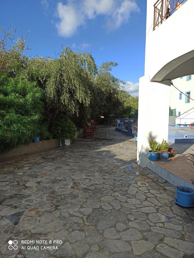 Giannis Apartments By Climbing House Panormos  Luaran gambar