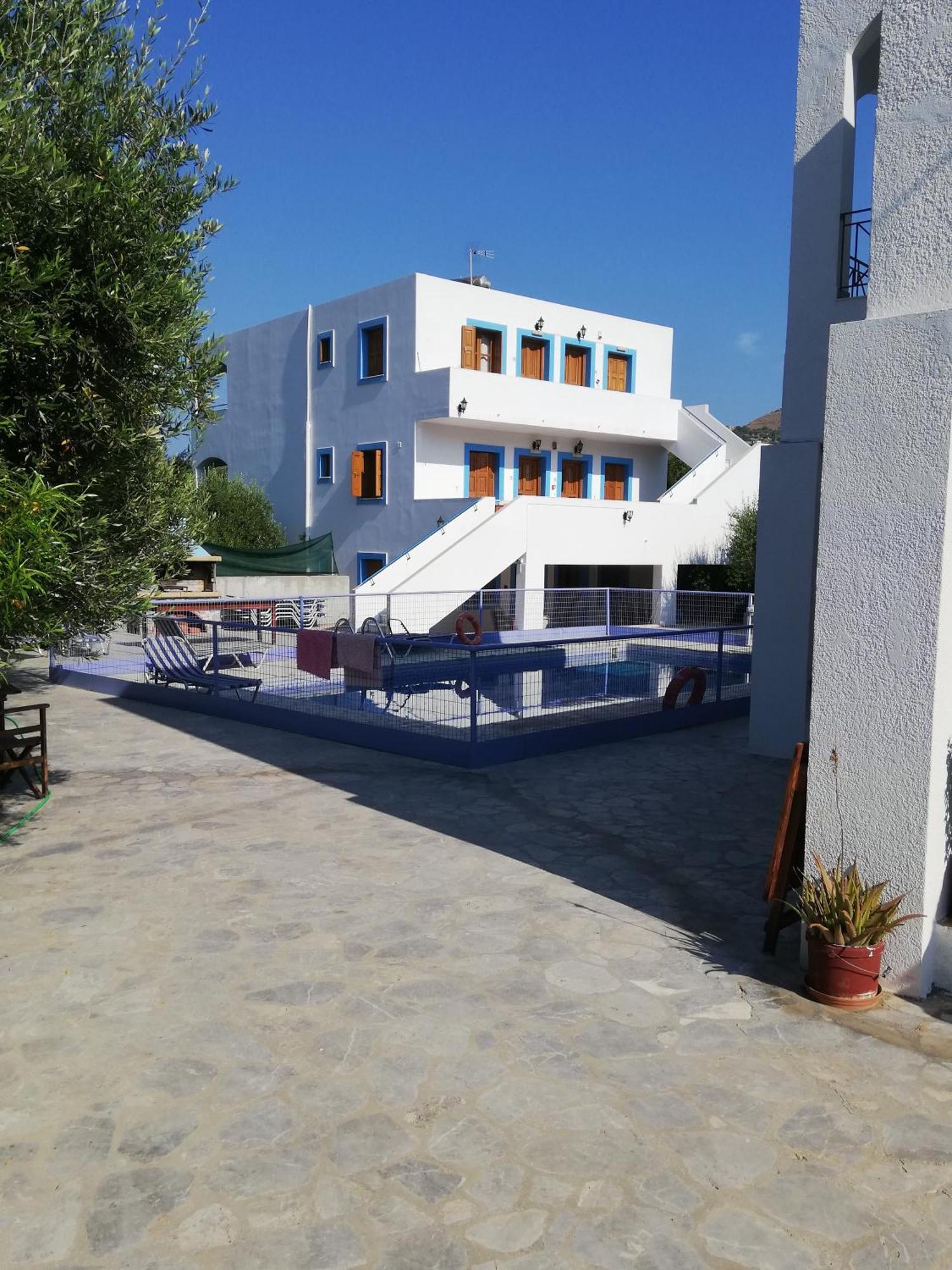 Giannis Apartments By Climbing House Panormos  Luaran gambar